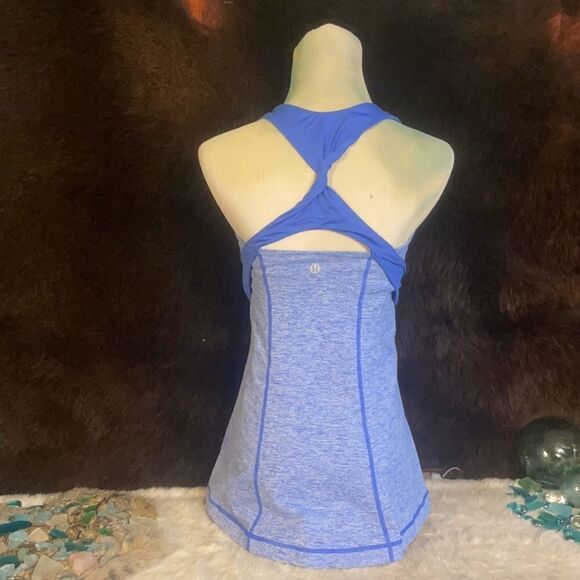 Lululemon tank top 6 (5000D) - Picture 4 of 6